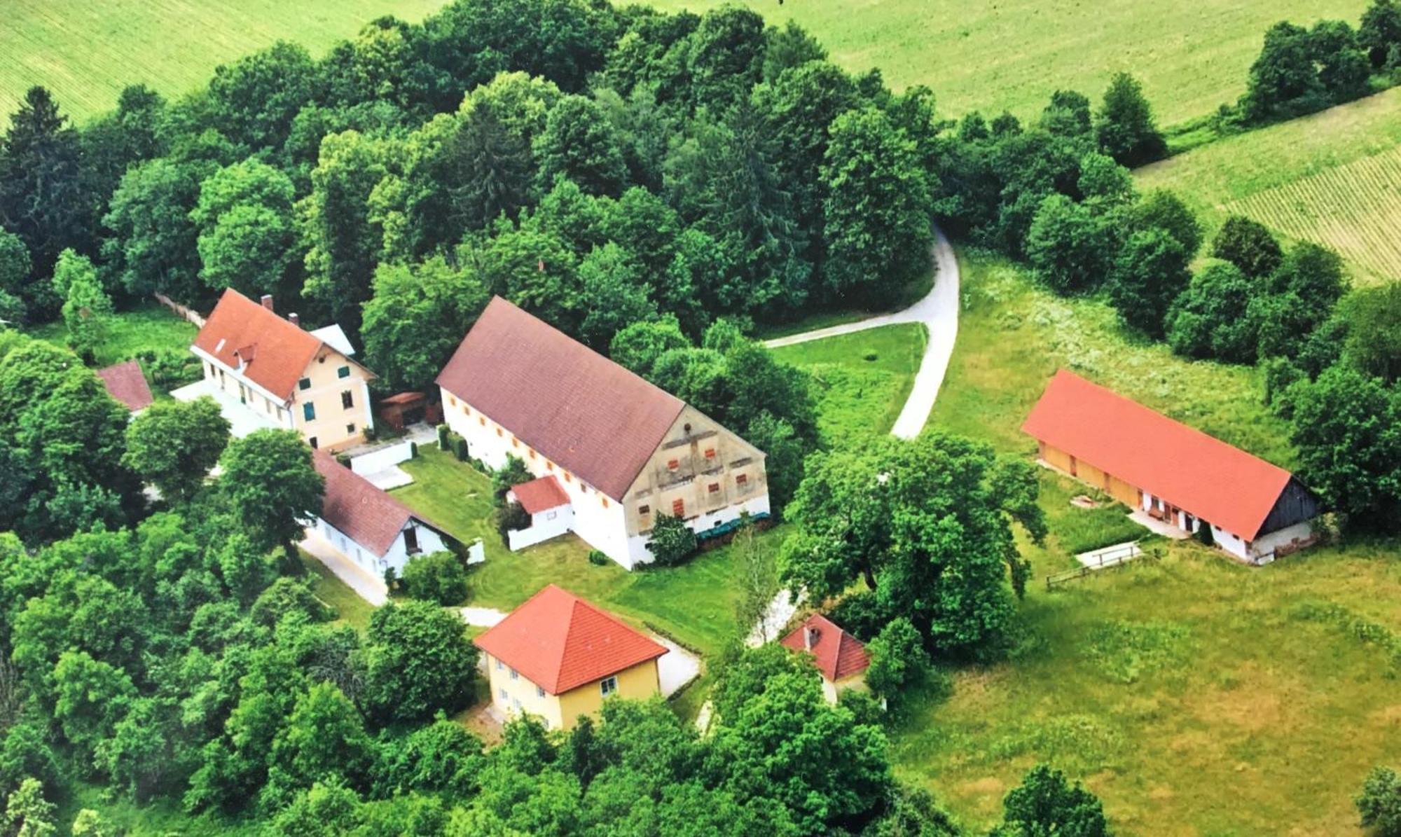 Отель Skorianzhof Эберндорф Экстерьер фото